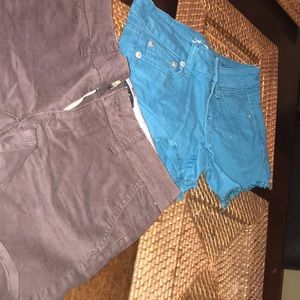 2 shorts from American Eagle. Both stretch 0